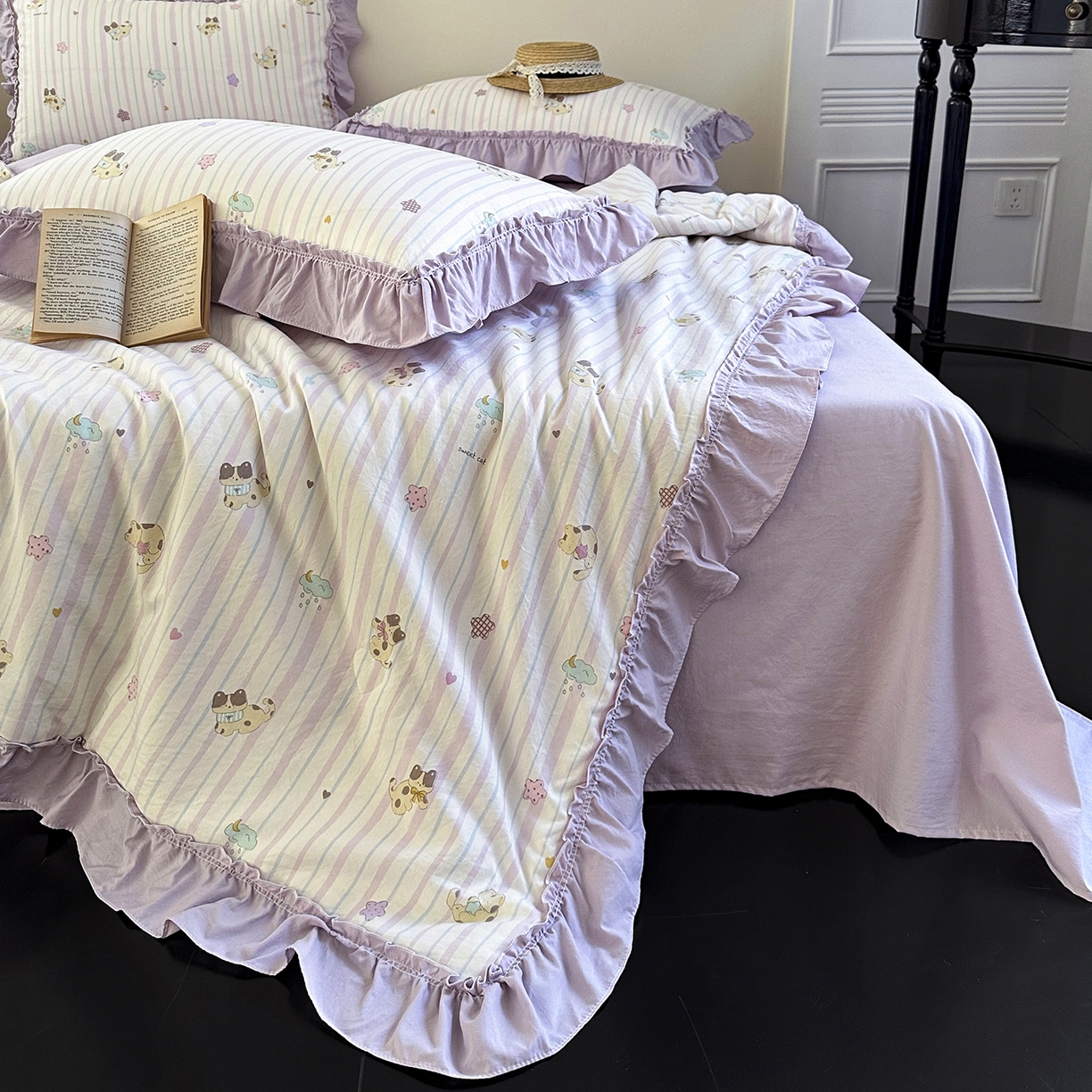 91家纺网 家纺一手货源 找家纺 迷尚家居 2026新款云朵棉印花花边夏被四件套 线条猫