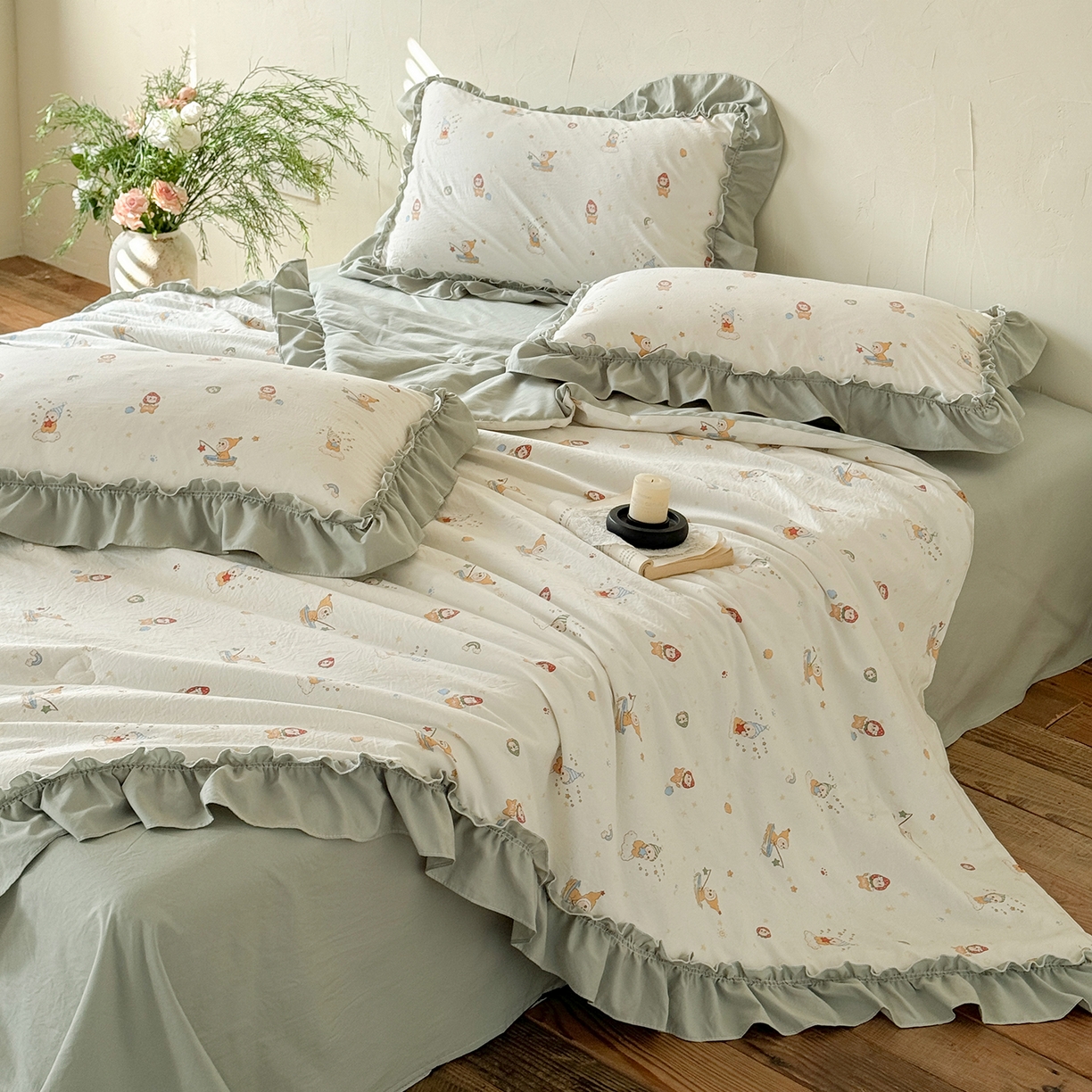 91家纺网 家纺一手货源 找家纺 迷尚家居 2026新款云朵棉印花花边夏被四件套 星星人