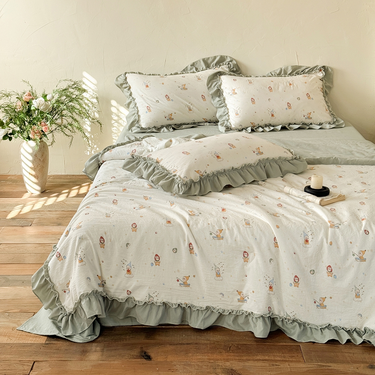 91家纺网 家纺一手货源 找家纺 迷尚家居 2026新款云朵棉印花花边夏被四件套 星星人