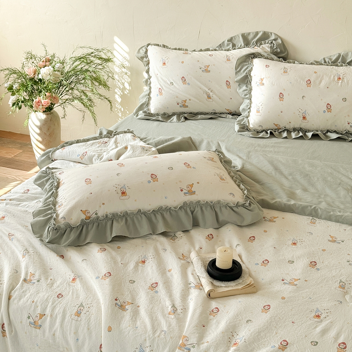 91家纺网 家纺一手货源 找家纺 迷尚家居 2026新款云朵棉印花花边夏被四件套 星星人