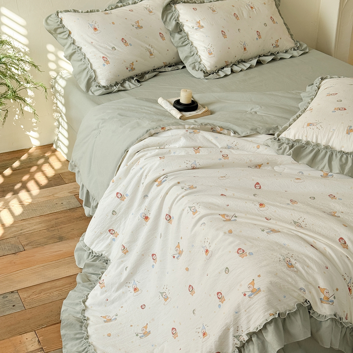 91家纺网 家纺一手货源 找家纺 迷尚家居 2026新款云朵棉印花花边夏被四件套 星星人