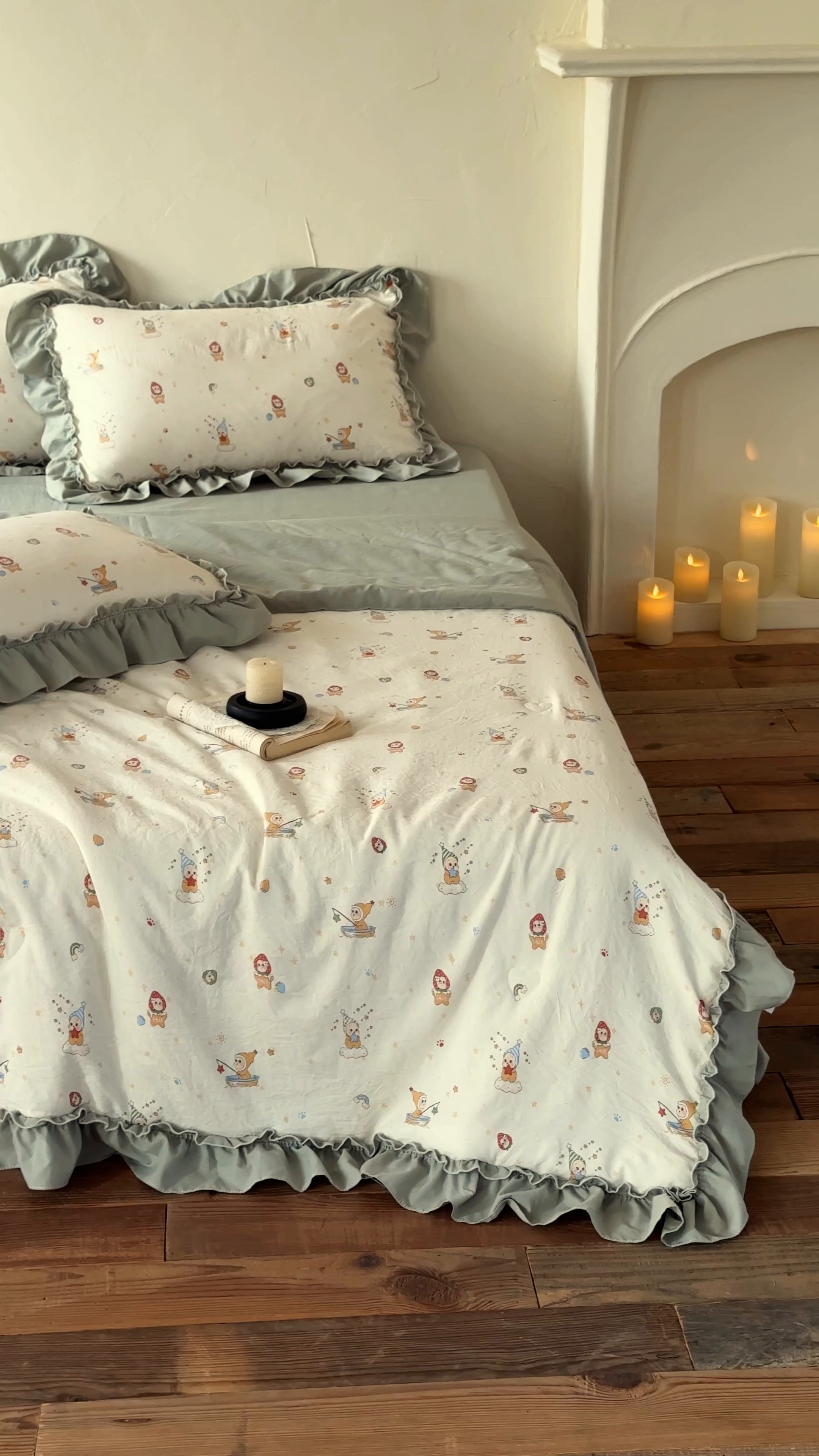 91家纺网 家纺一手货源 找家纺 迷尚家居 2026新款云朵棉印花花边夏被四件套 星星人