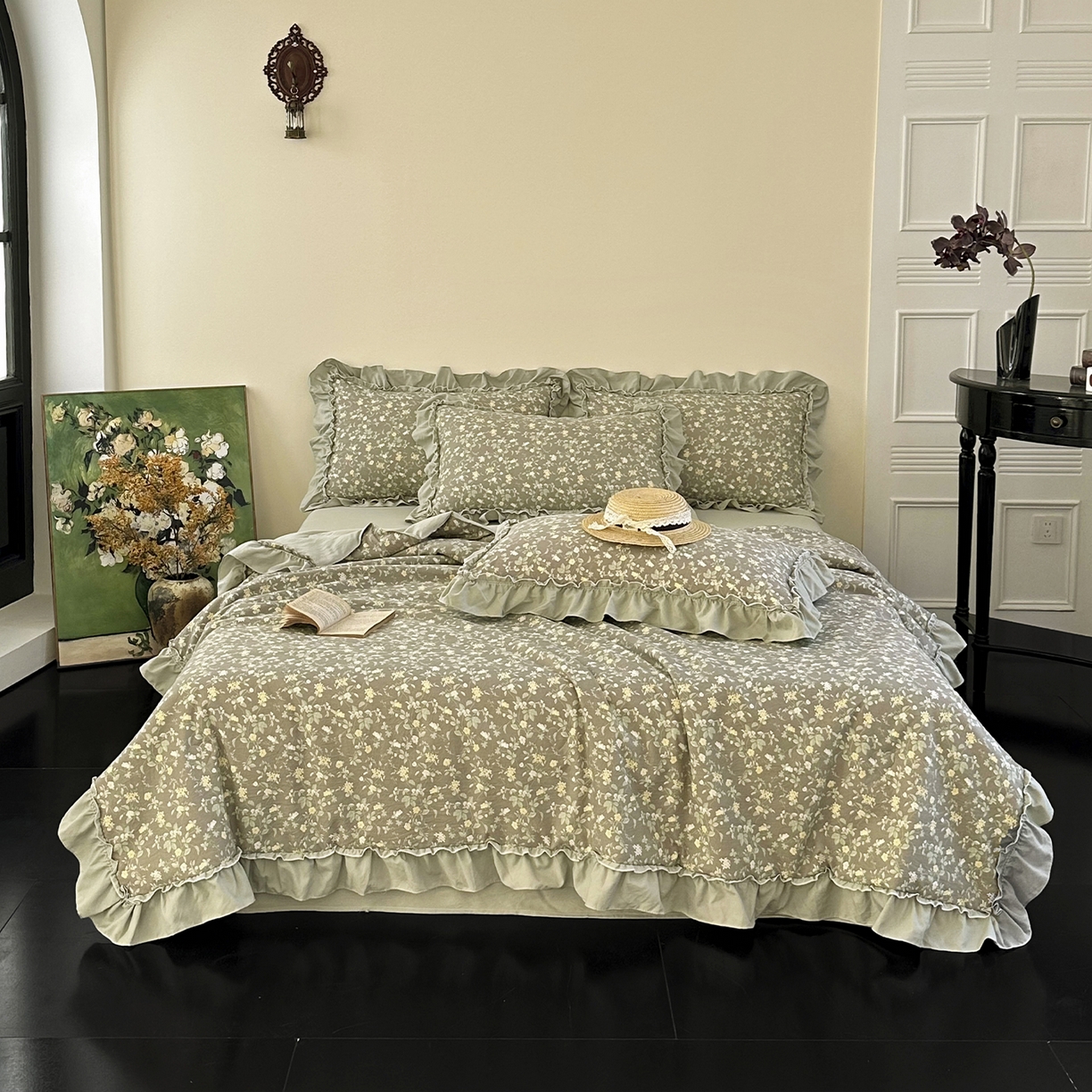 91家纺网 家纺一手货源 找家纺 迷尚家居 2026新款云朵棉印花花边夏被四件套 知否