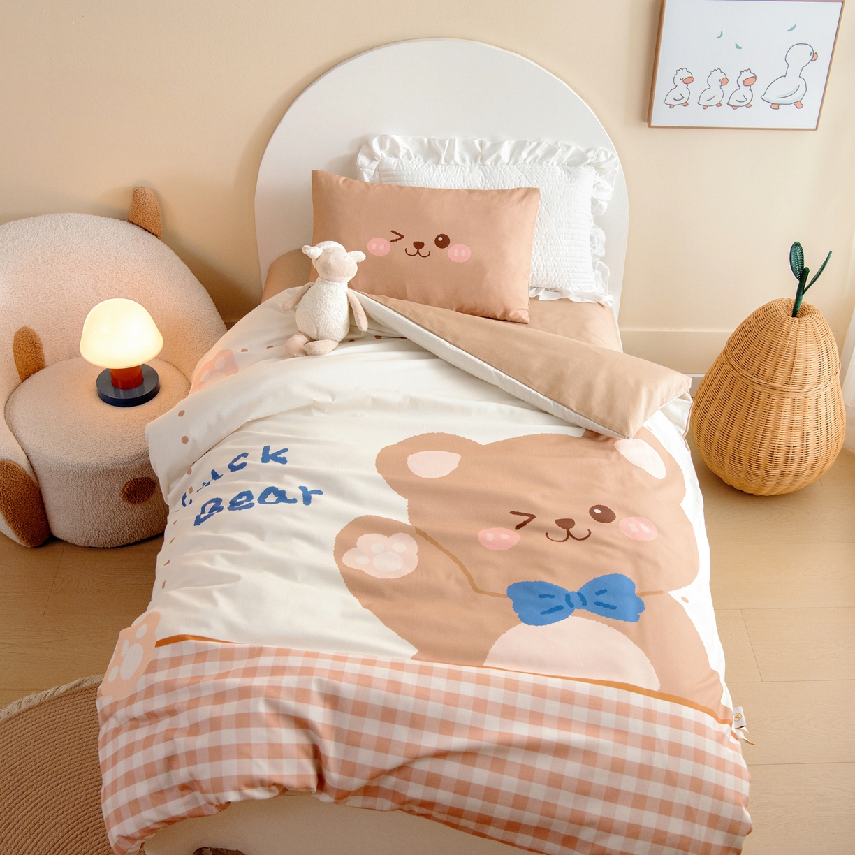 91家纺网 家纺一手货源 找家纺 （总）绒梦里 2026新款A类全棉纯棉卡通大版幼儿园三件套（另垫套有60*150cm/70*150cm/80*150cm/88*168cm/80*180cm）特殊垫套尺寸的价格咨询客服微信哦！