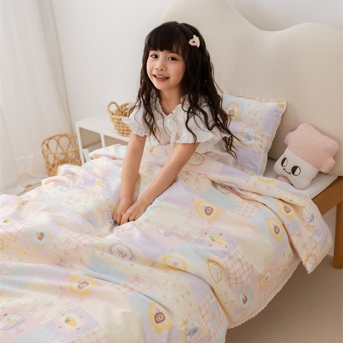 91家纺网 家纺一手货源 找家纺 心卓婴童馆 2026春夏新款云感棉四季被大豆被被子被芯 梦幻乐园