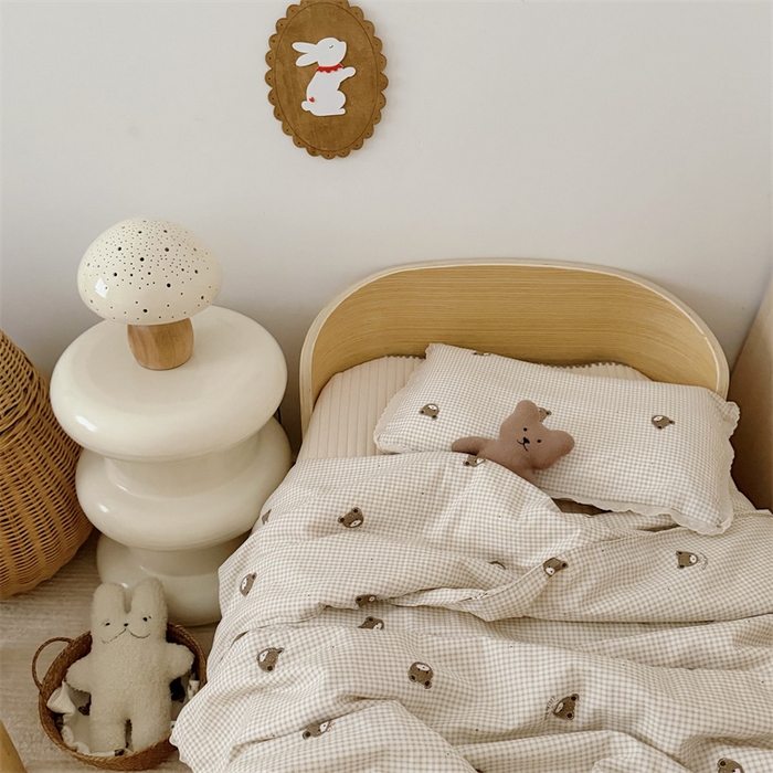 91家纺网 家纺一手货源 找家纺 心卓婴童馆 2026春夏新款云感棉四季被大豆被被子被芯 点点熊