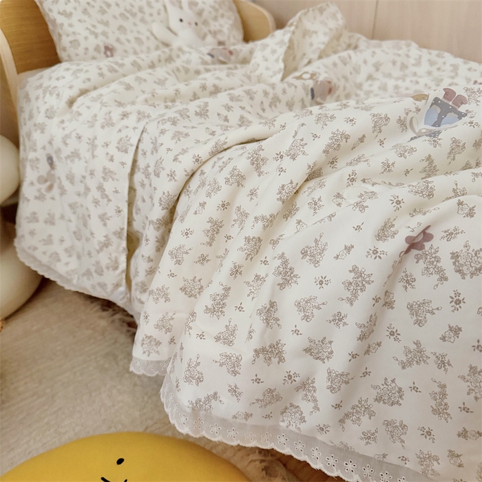 91家纺网 家纺一手货源 找家纺 心卓婴童馆 2026春夏新款云感棉四季被大豆被被子被芯 碎花小兔