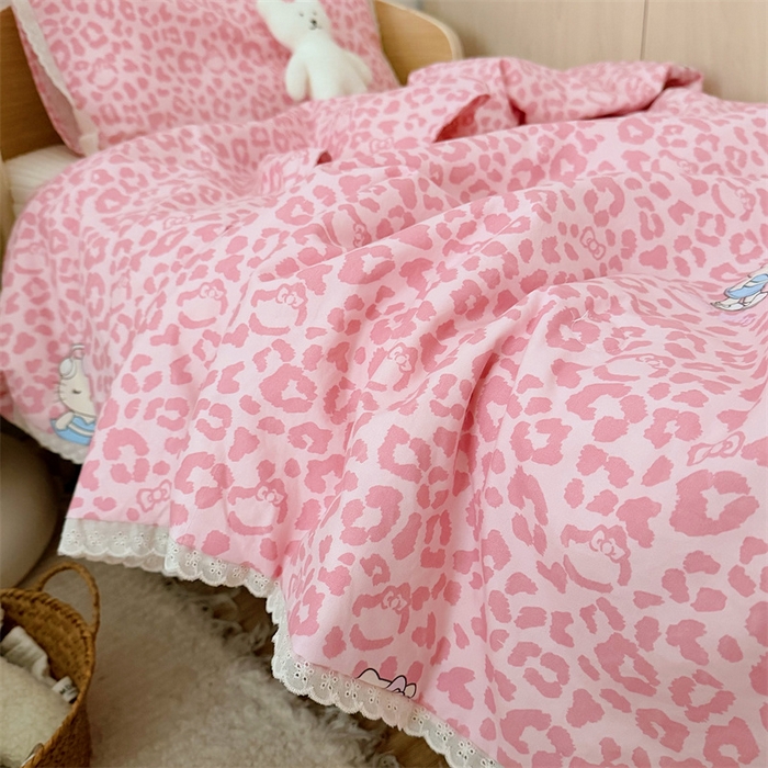 91家纺网 家纺一手货源 找家纺 心卓婴童馆 2026春夏新款云感棉四季被大豆被被子被芯 粉豹纹