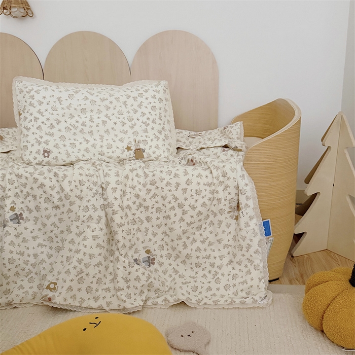 91家纺网 家纺一手货源 找家纺 心卓婴童馆 2026春夏新款云感棉四季被大豆被被子被芯 碎花小兔