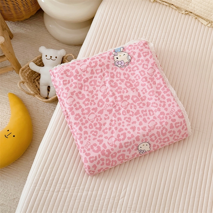 91家纺网 家纺一手货源 找家纺 心卓婴童馆 2026春夏新款云感棉四季被大豆被被子被芯 粉豹纹