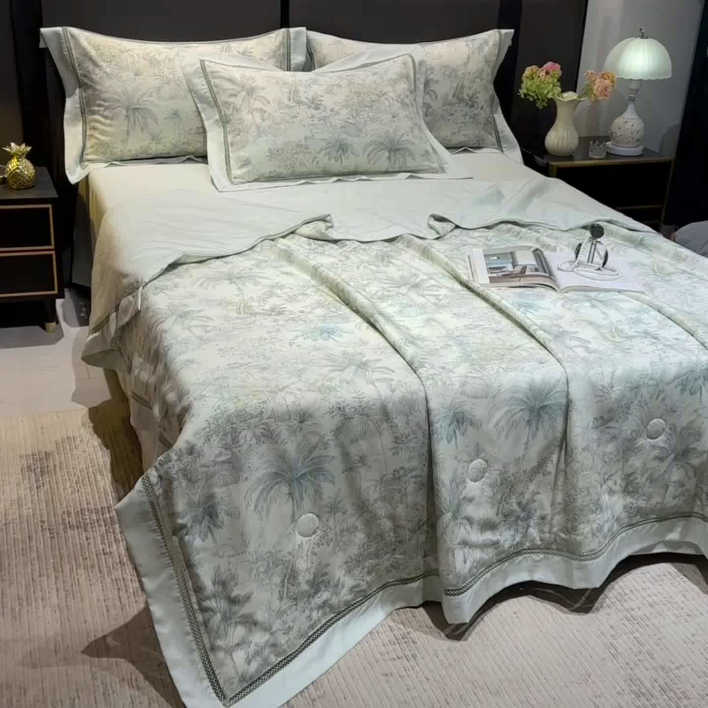 91家纺网 家纺一手货源 找家纺 欧夏家纺 2026莱赛尔天丝麻数码印花镂空夏被空调被夏凉被 古兰德