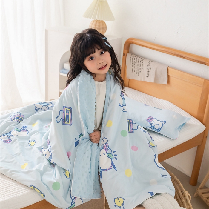 91家纺网 家纺一手货源 找家纺 心卓婴童馆 2026新款三丽鸥凉感丝冰豆豆被被子被芯-儿童图 音乐帕恰狗