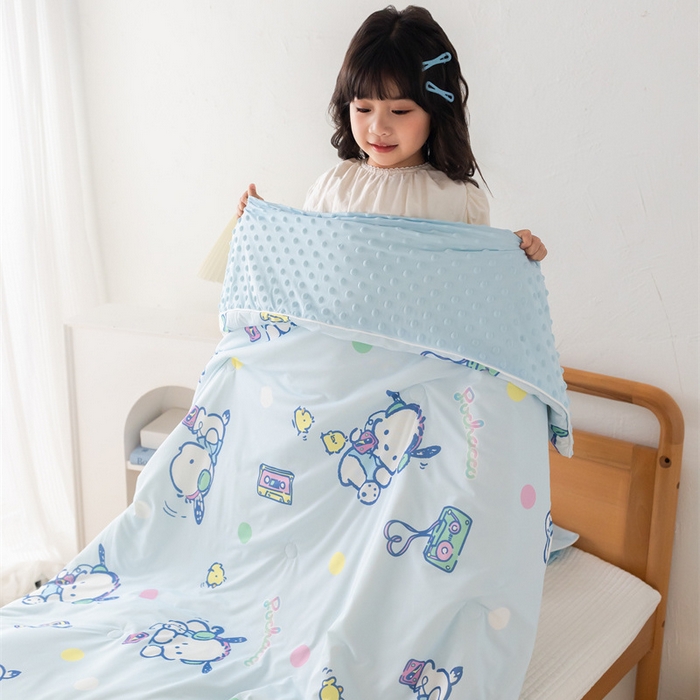 91家纺网 家纺一手货源 找家纺 心卓婴童馆 2026新款三丽鸥凉感丝冰豆豆被被子被芯-儿童图 音乐帕恰狗