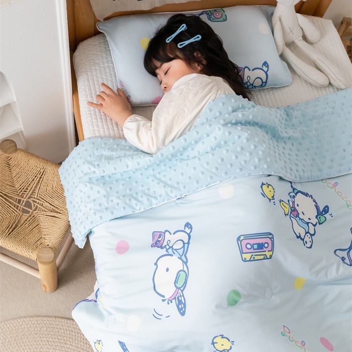 91家纺网 家纺一手货源 找家纺 心卓婴童馆 2026新款三丽鸥凉感丝冰豆豆被被子被芯-儿童图 音乐帕恰狗