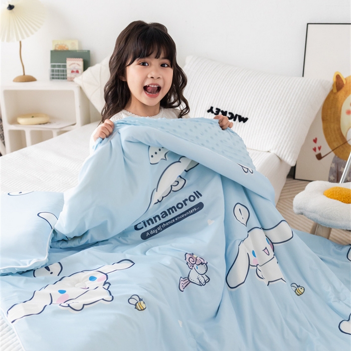 91家纺网 家纺一手货源 找家纺 心卓婴童馆 2026新款三丽鸥凉感丝冰豆豆被被子被芯-儿童图 独角兽玉桂狗