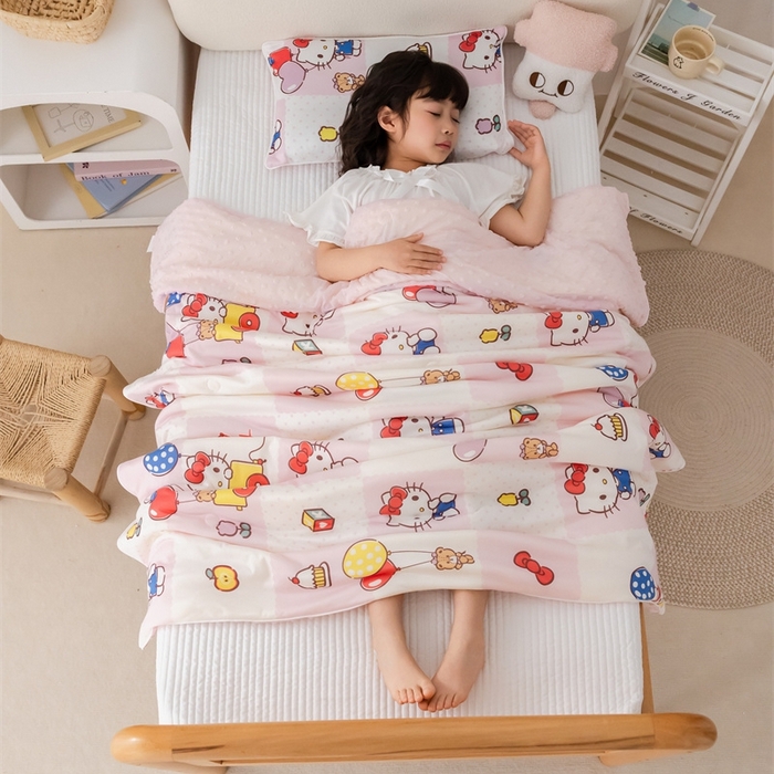 91家纺网 家纺一手货源 找家纺 心卓婴童馆 2026新款三丽鸥凉感丝冰豆豆被被子被芯-儿童图 气球kitty猫