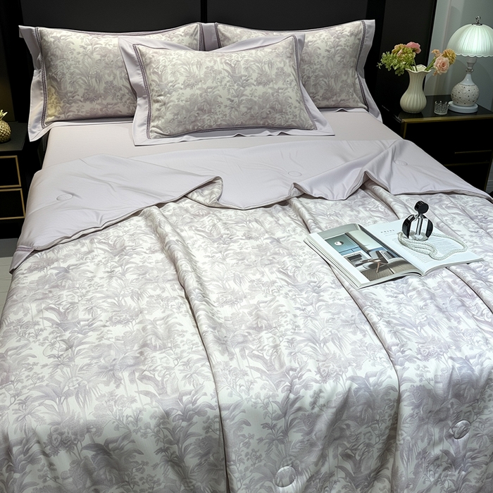 91家纺网 家纺一手货源 找家纺 欧夏家纺 2026莱赛尔天丝麻数码印花镂空夏被空调被夏凉被 紫亭