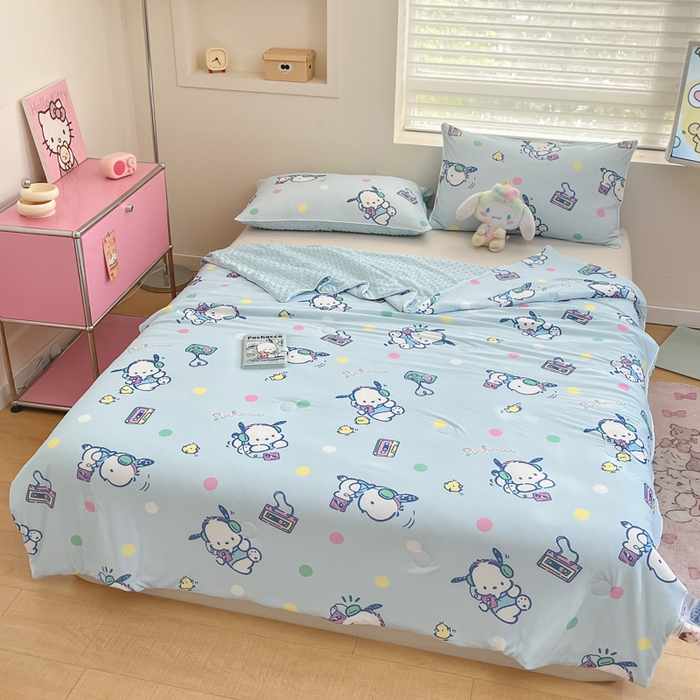 91家纺网 家纺一手货源 找家纺 心卓婴童馆 2026新款三丽鸥凉感丝冰豆豆被被子被芯-成人图 音乐帕恰狗