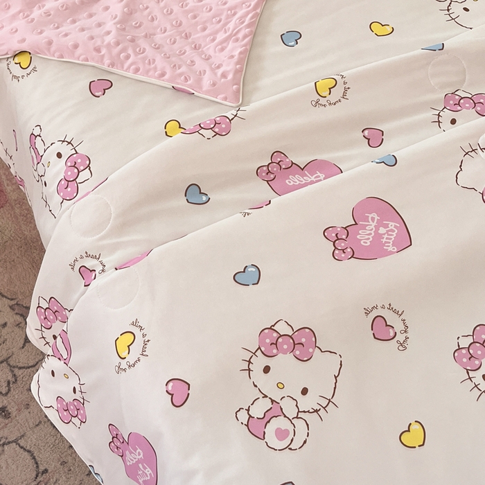 91家纺网 家纺一手货源 找家纺 心卓婴童馆 2026新款三丽鸥凉感丝冰豆豆被被子被芯-成人图 kitty猫