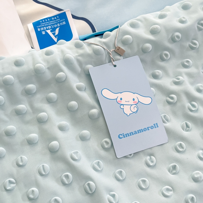 91家纺网 家纺一手货源 找家纺 心卓婴童馆 2026新款三丽鸥凉感丝冰豆豆被被子被芯-成人图 独角兽玉桂狗