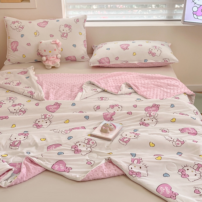 91家纺网 家纺一手货源 找家纺 心卓婴童馆 2026新款三丽鸥凉感丝冰豆豆被被子被芯-成人图 kitty猫