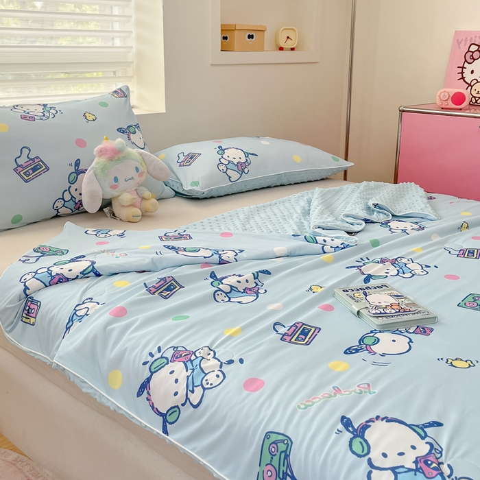 91家纺网 家纺一手货源 找家纺 心卓婴童馆 2026新款三丽鸥凉感丝冰豆豆被被子被芯-成人图 音乐帕恰狗