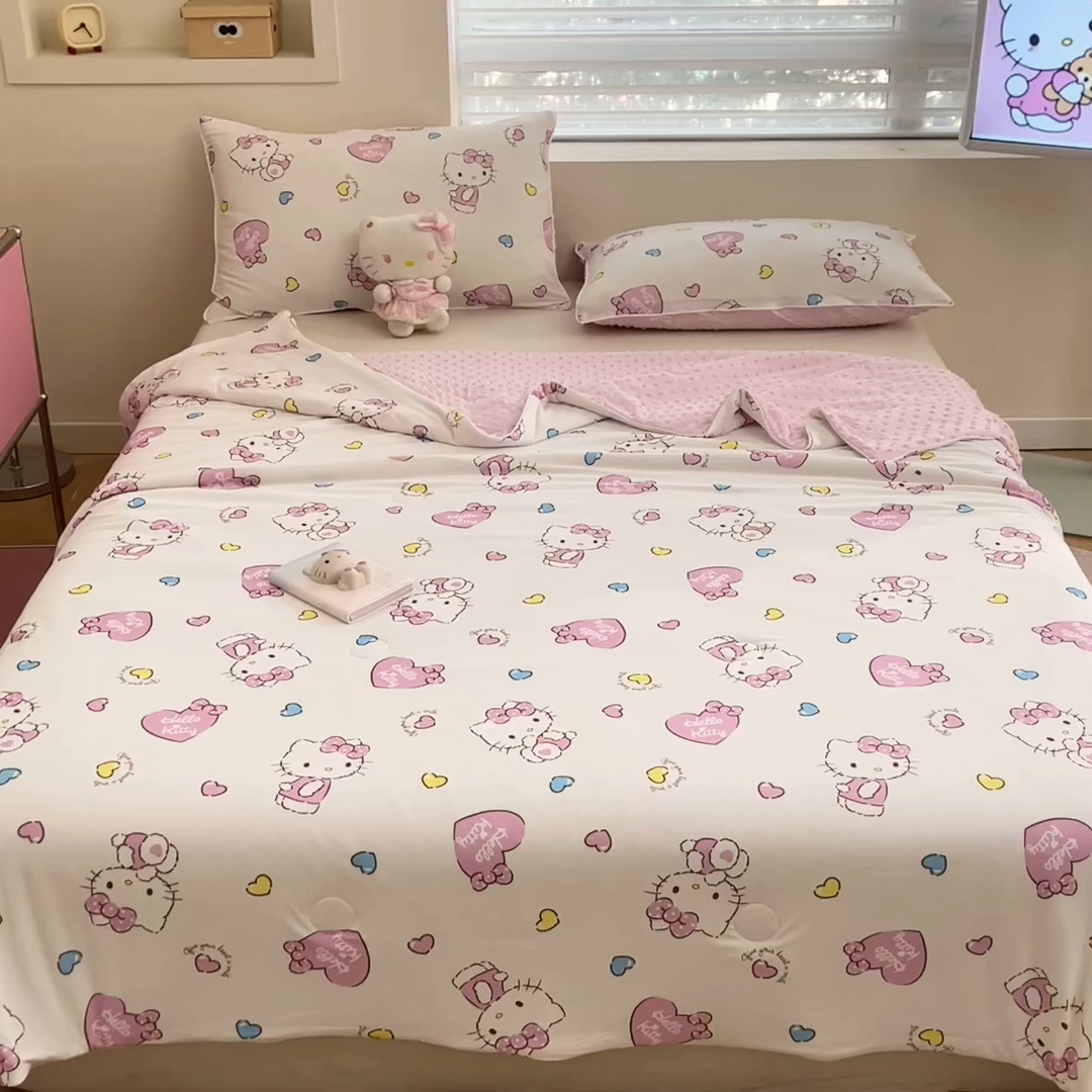 91家纺网 家纺一手货源 找家纺 心卓婴童馆 2026新款三丽鸥凉感丝冰豆豆被被子被芯-成人图 kitty猫