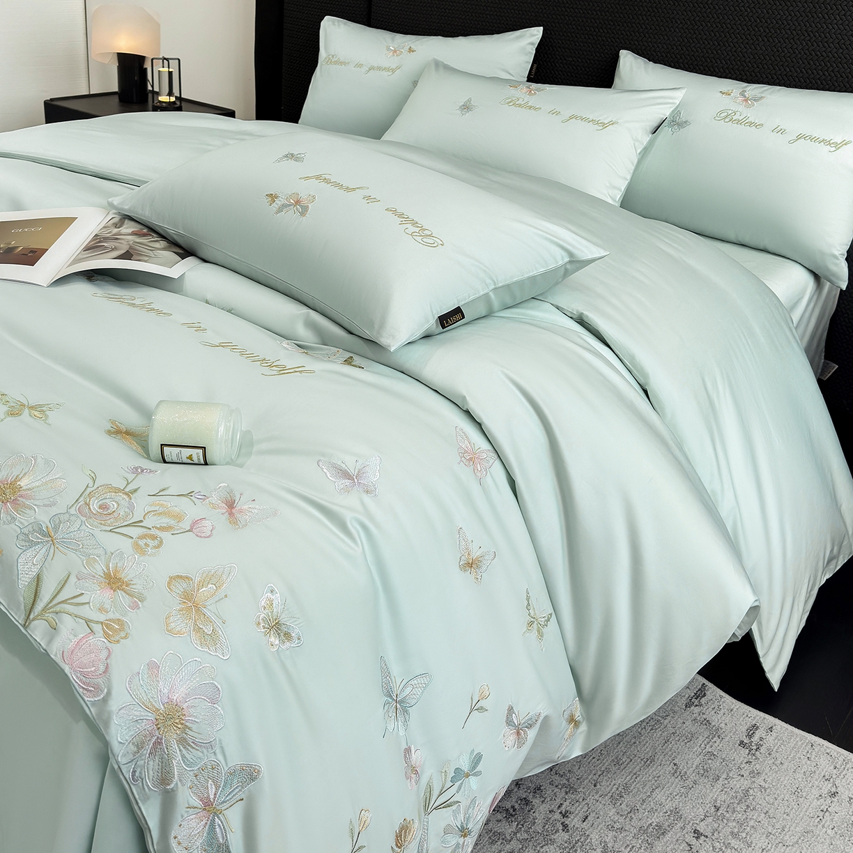 91家纺网 家纺一手货源 找家纺 欣宜家纺 2026新款50x50s纯棉全棉贡缎长绒棉刺绣绣花四件套【高端礼盒】-蝴蝶泉边 蝴蝶泉边-清新绿