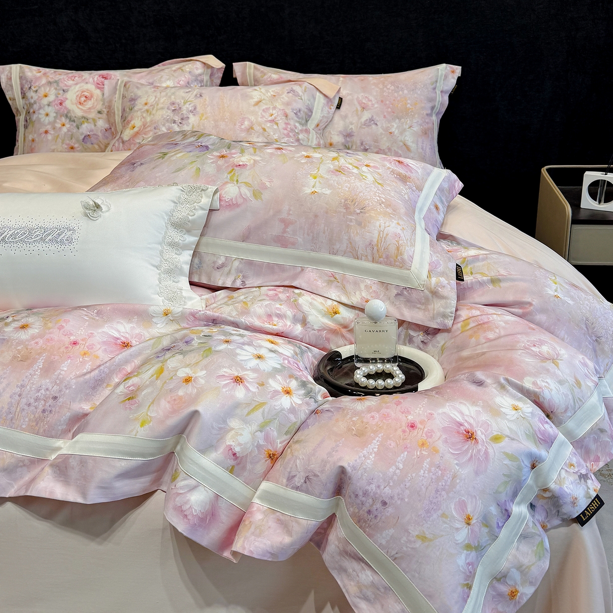 91家纺网 家纺一手货源 找家纺 欣宜家纺 2026新款50x50s纯棉全棉埃及长绒棉刺绣绣花床上四件套【含高端礼盒】-绽缦 绽缦-轻奢粉