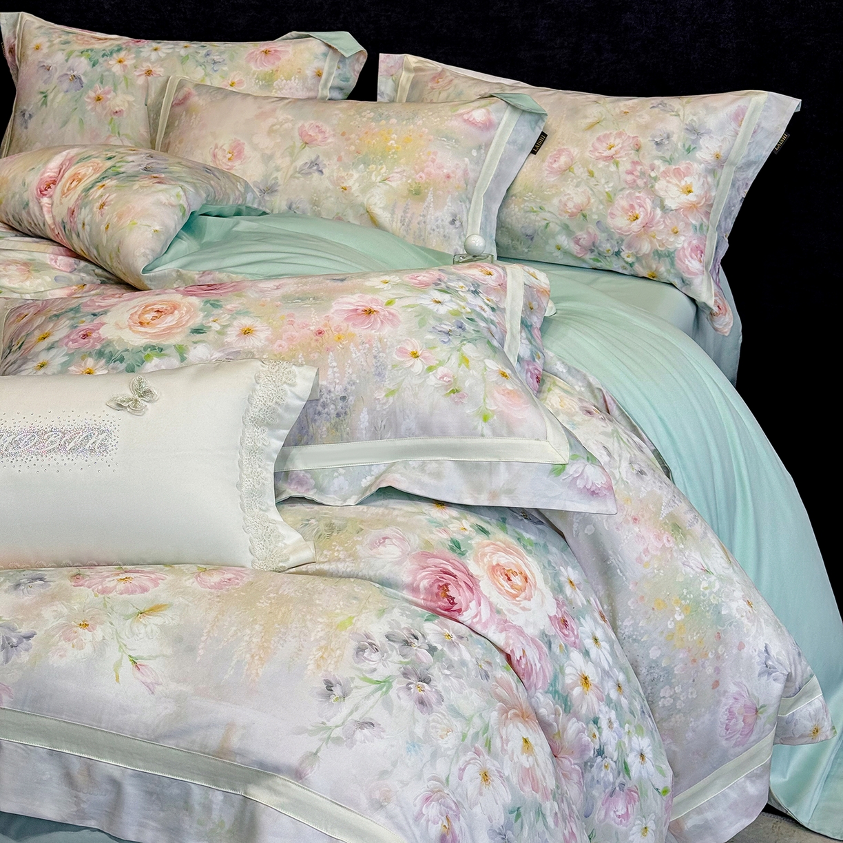 91家纺网 家纺一手货源 找家纺 欣宜家纺 2026新款50x50s纯棉全棉埃及长绒棉刺绣绣花床上四件套【含高端礼盒】-绽缦 绽缦-绿野仙踪