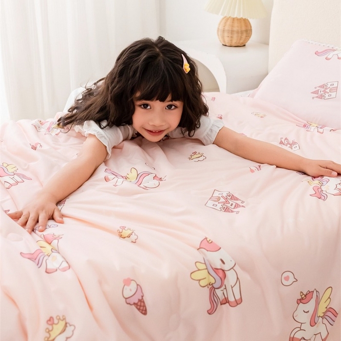 91家纺网 家纺一手货源 找家纺 2026新款A类针织棉被芯夏凉被春秋被冬被儿童学生成人冬被加厚被子大豆被四季款—儿童图 粉色独角兽