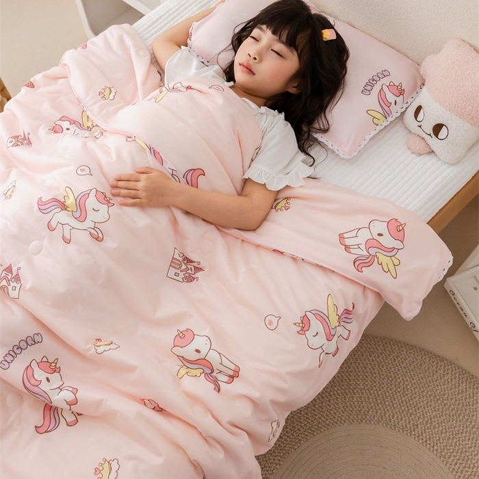 91家纺网 家纺一手货源 找家纺 2026新款A类针织棉被芯夏凉被春秋被冬被儿童学生成人冬被加厚被子大豆被四季款—儿童图 粉色独角兽