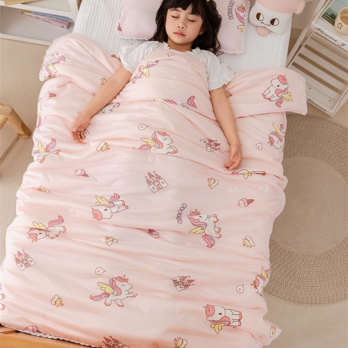 91家纺网 家纺一手货源 找家纺 2026新款A类针织棉被芯夏凉被春秋被冬被儿童学生成人冬被加厚被子大豆被四季款—儿童图 粉色独角兽