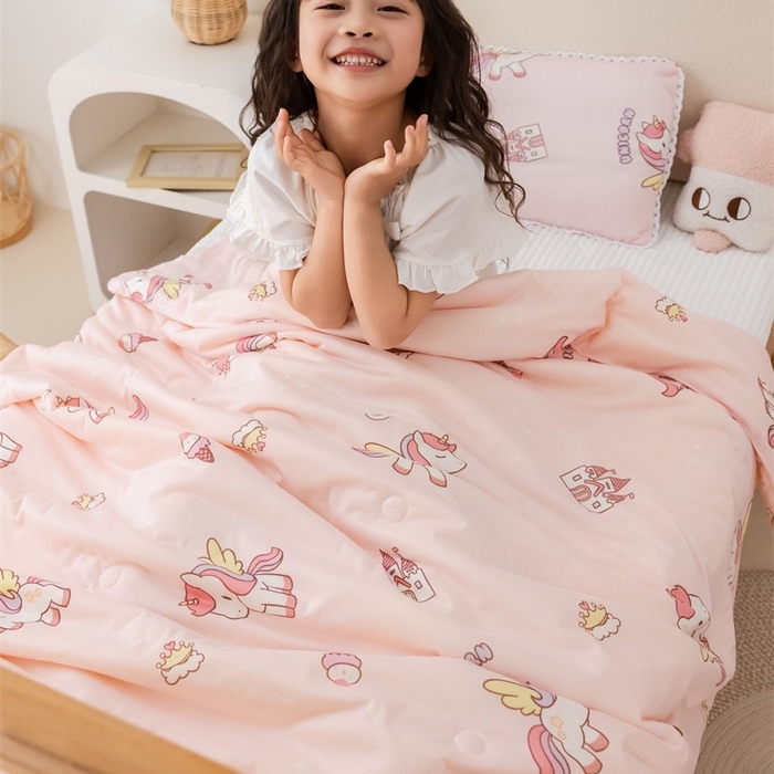 91家纺网 家纺一手货源 找家纺 2026新款A类针织棉被芯夏凉被春秋被冬被儿童学生成人冬被加厚被子大豆被四季款—儿童图 粉色独角兽