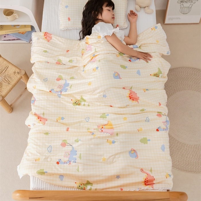 91家纺网 家纺一手货源 找家纺 2026新款A类针织棉被芯夏凉被春秋被冬被儿童学生成人冬被加厚被子大豆被四季款—儿童图 格子恐龙