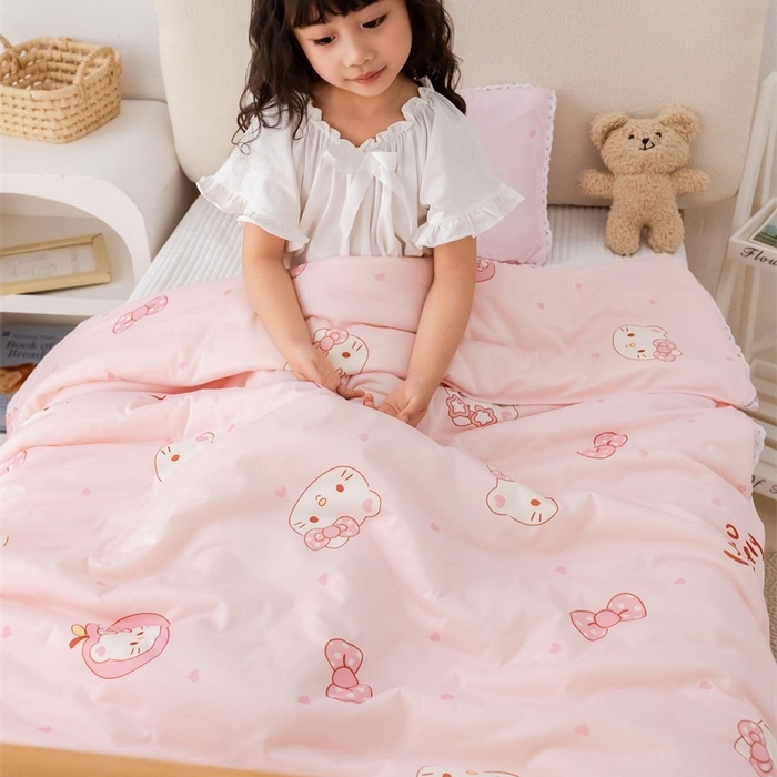 91家纺网 家纺一手货源 找家纺 2026新款A类针织棉被芯夏凉被春秋被冬被儿童学生成人冬被加厚被子大豆被四季款—儿童图 蝴蝶结小猫