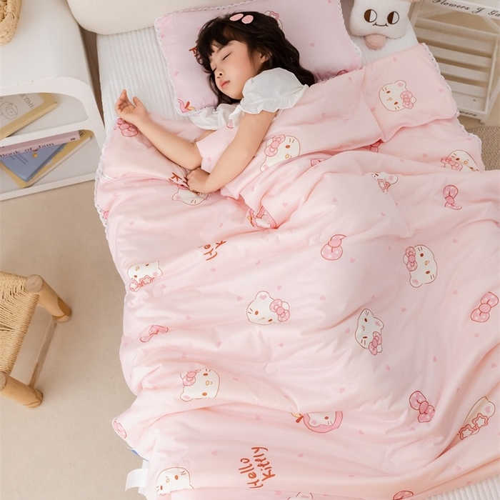 91家纺网 家纺一手货源 找家纺 2026新款A类针织棉被芯夏凉被春秋被冬被儿童学生成人冬被加厚被子大豆被四季款—儿童图 蝴蝶结小猫