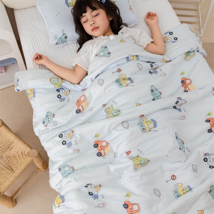 91家纺网 家纺一手货源 找家纺 2026新款A类针织棉被芯夏凉被春秋被冬被儿童学生成人冬被加厚被子大豆被四季款—儿童图 汽车总动员