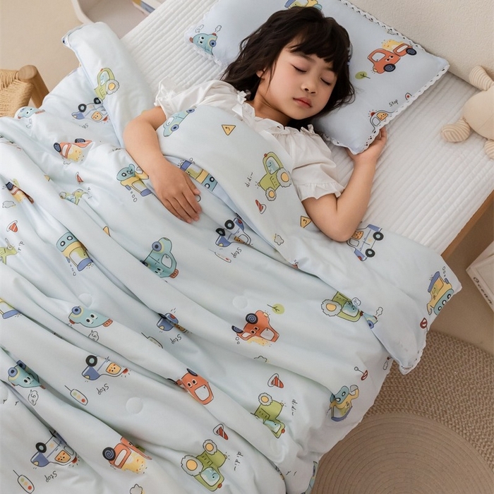 91家纺网 家纺一手货源 找家纺 2026新款A类针织棉被芯夏凉被春秋被冬被儿童学生成人冬被加厚被子大豆被四季款—儿童图 汽车总动员