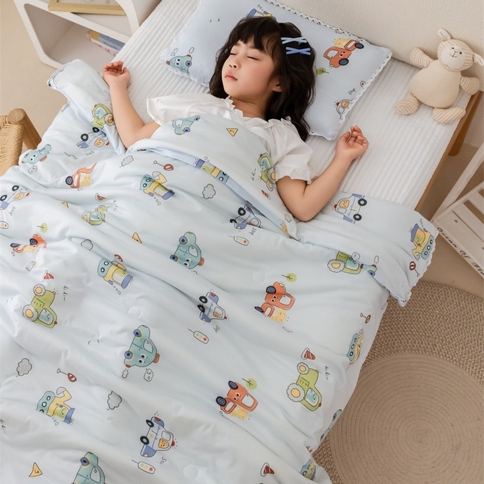 91家纺网 家纺一手货源 找家纺 2026新款A类针织棉被芯夏凉被春秋被冬被儿童学生成人冬被加厚被子大豆被四季款—儿童图 汽车总动员