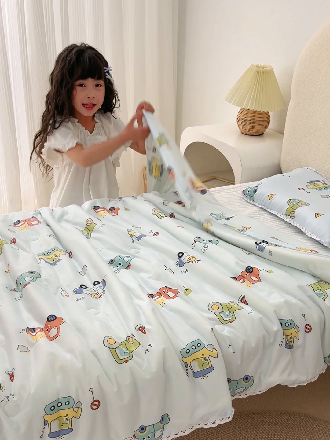 91家纺网 家纺一手货源 找家纺 2026新款A类针织棉被芯夏凉被春秋被冬被儿童学生成人冬被加厚被子大豆被四季款—儿童图 汽车总动员