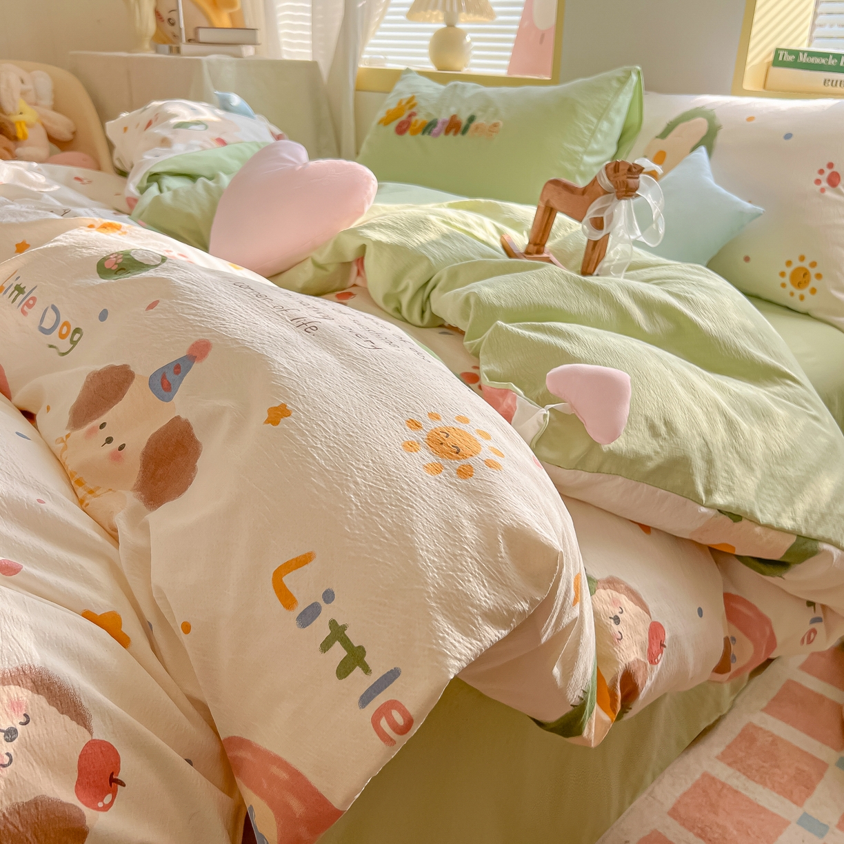 91家纺网 家纺一手货源 找家纺 子钦家纺 2026春夏新款提花泡芙棉可爱小清新手工爱心小星星系列床单床笠四件套-流星花园 流行花园-趴趴狗