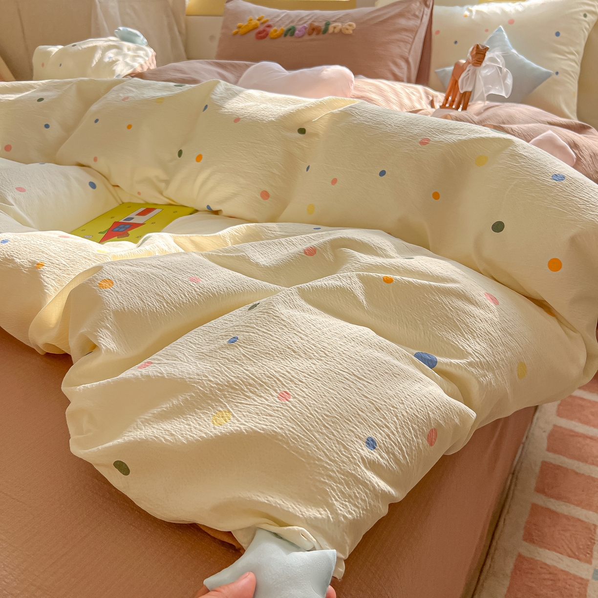 91家纺网 家纺一手货源 找家纺 子钦家纺 2026春夏新款提花泡芙棉可爱小清新手工爱心小星星系列床单床笠四件套-流星花园 流星花园-七彩波点