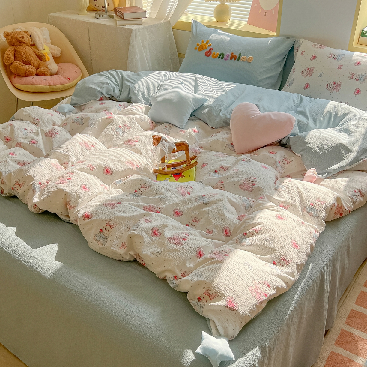 91家纺网 家纺一手货源 找家纺 子钦家纺 2026春夏新款提花泡芙棉可爱小清新手工爱心小星星系列床单床笠四件套-流星花园 流星花园-洛丽塔