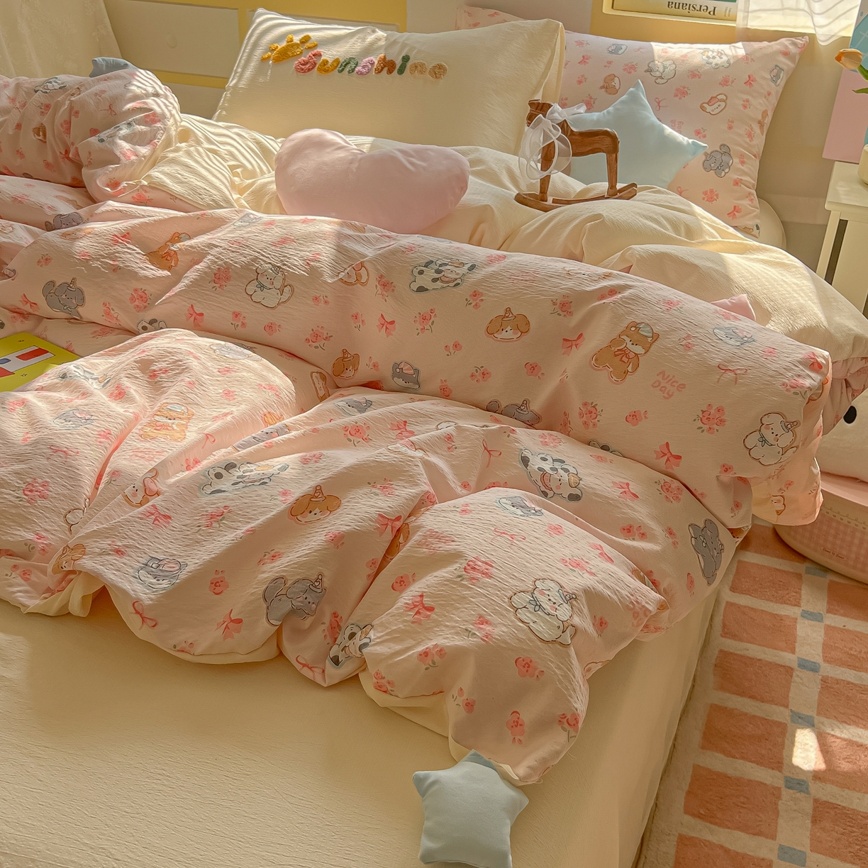 91家纺网 家纺一手货源 找家纺 子钦家纺 2026春夏新款提花泡芙棉可爱小清新手工爱心小星星系列床单床笠四件套-流星花园 流星花园-暖暖