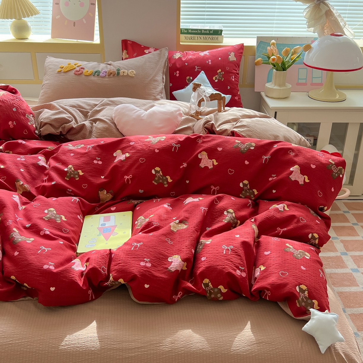 91家纺网 家纺一手货源 找家纺 子钦家纺 2026春夏新款提花泡芙棉可爱小清新手工爱心小星星系列床单床笠四件套-流星花园 流星花园-马年大发