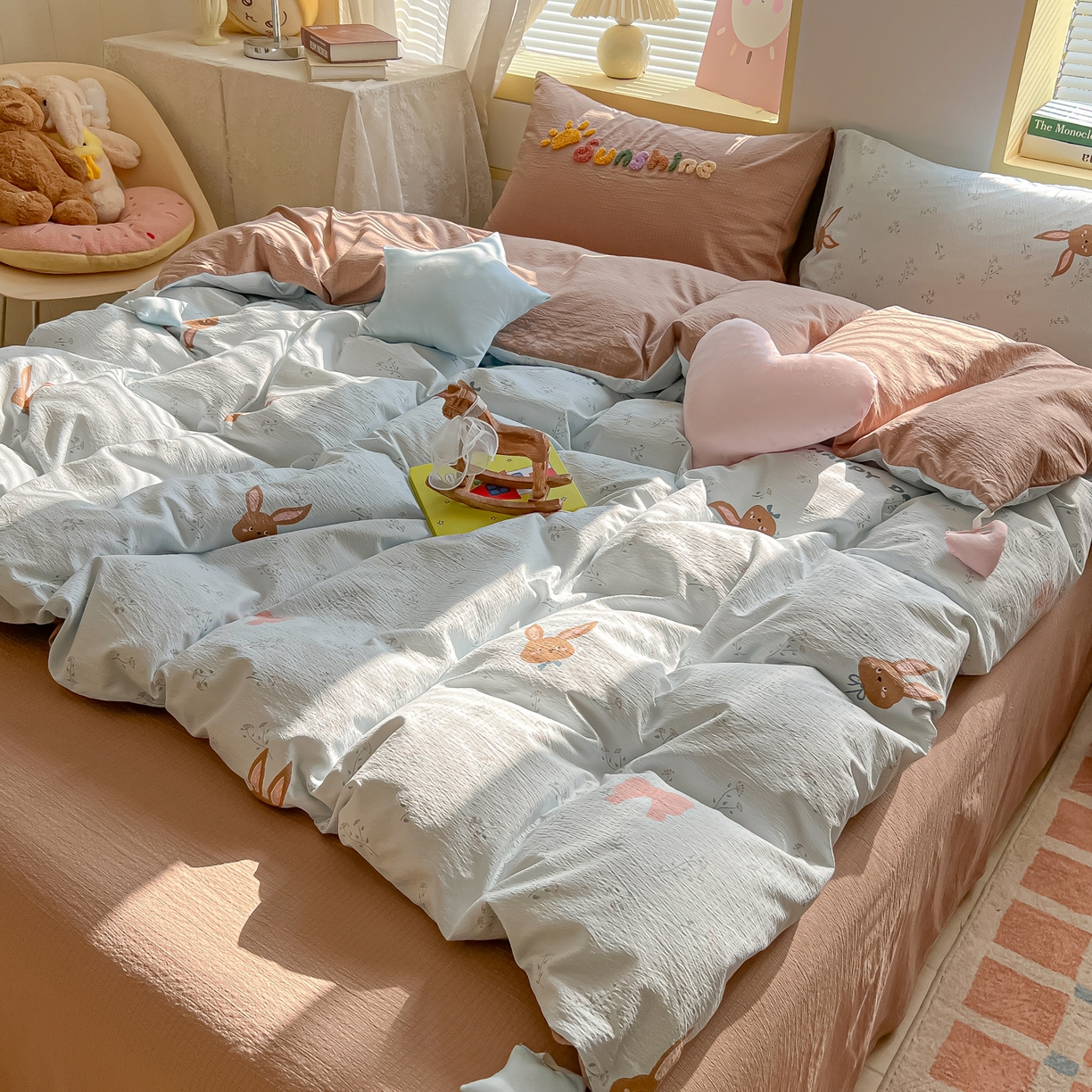 91家纺网 家纺一手货源 找家纺 子钦家纺 2026春夏新款提花泡芙棉可爱小清新手工爱心小星星系列床单床笠四件套-流星花园 流星花园-碎花兔兔