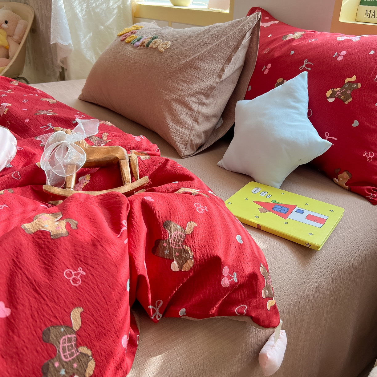 91家纺网 家纺一手货源 找家纺 子钦家纺 2026春夏新款提花泡芙棉可爱小清新手工爱心小星星系列床单床笠四件套-流星花园 流星花园-马年大发