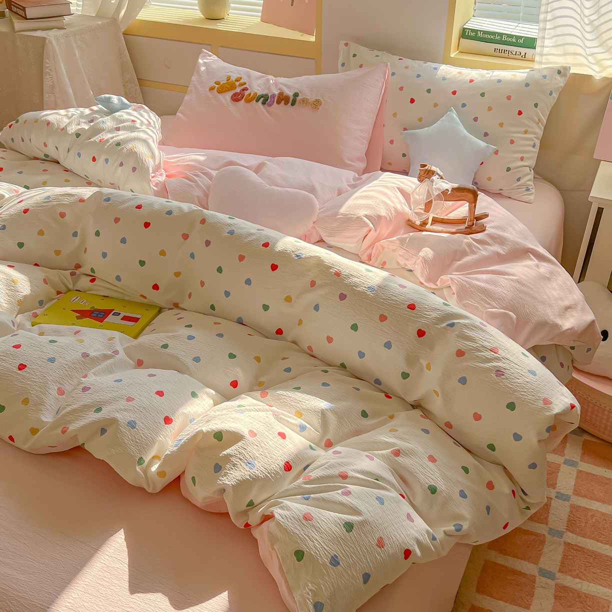 91家纺网 家纺一手货源 找家纺 子钦家纺 2026春夏新款提花泡芙棉可爱小清新手工爱心小星星系列床单床笠四件套-流星花园 流星花园-七彩爱心