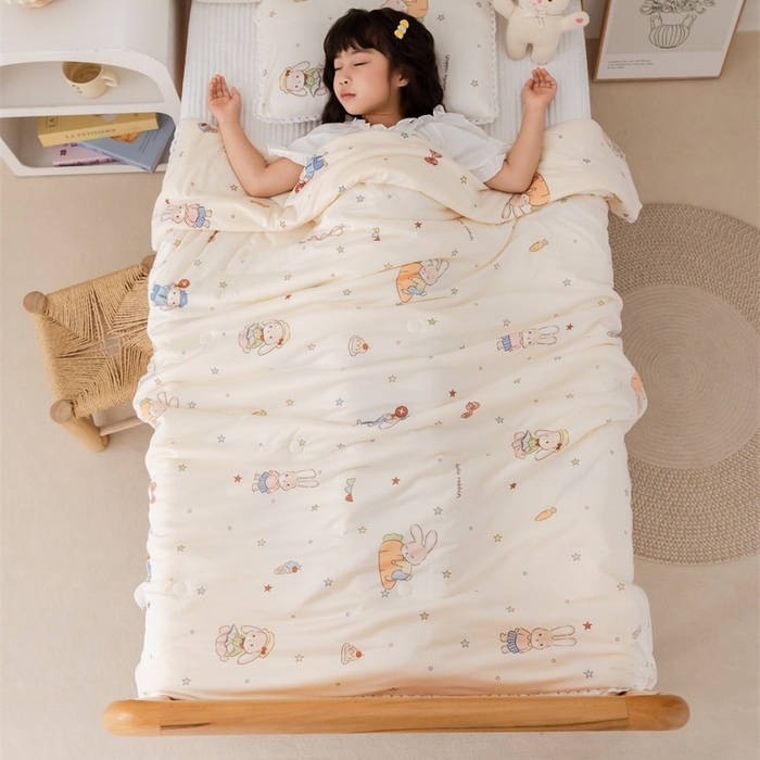 91家纺网 家纺一手货源 找家纺 2026新款A类针织棉被芯夏凉被春秋被冬被儿童学生成人冬被加厚被子大豆被四季款—儿童图 兔子乐园